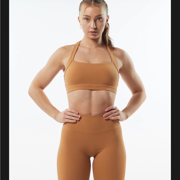 Alphalete pulse balance bra in chestnut - Picture 3 of 12